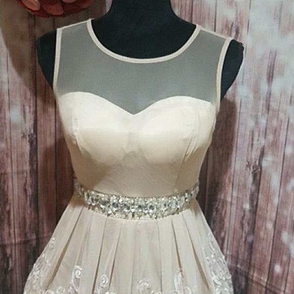 Windsor Dresses & Skirts - Windsor Embellished Poofy Skirt Dress